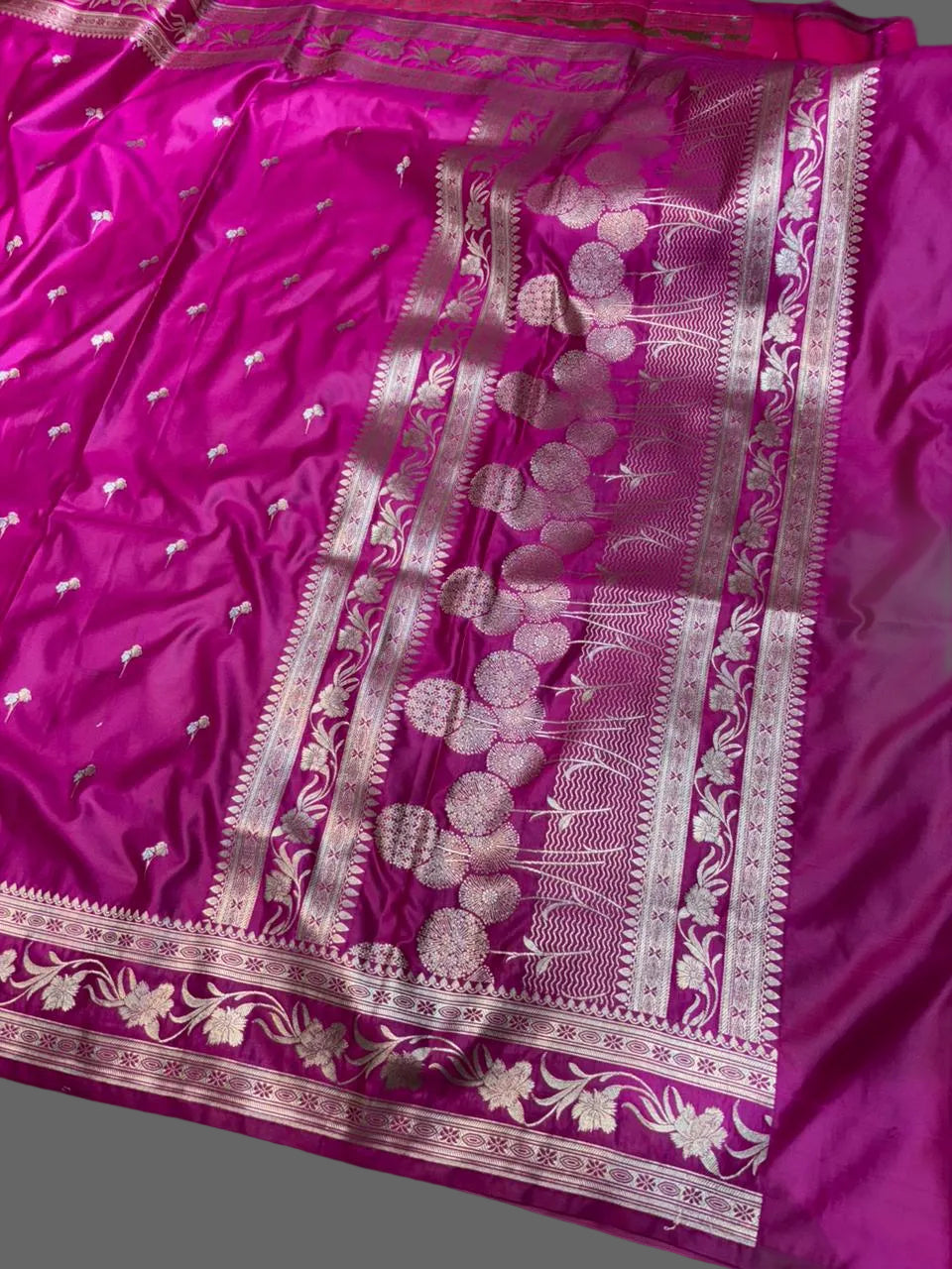 Purple saree with white floral patterns