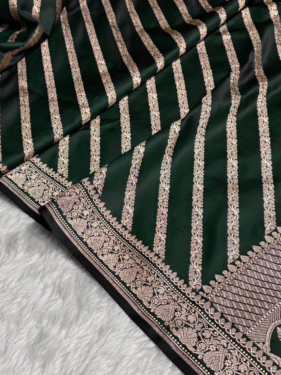 Panna Banarasi Mashru Soft Silk Saree