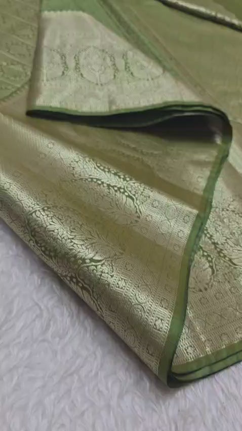 green kanchi saree
